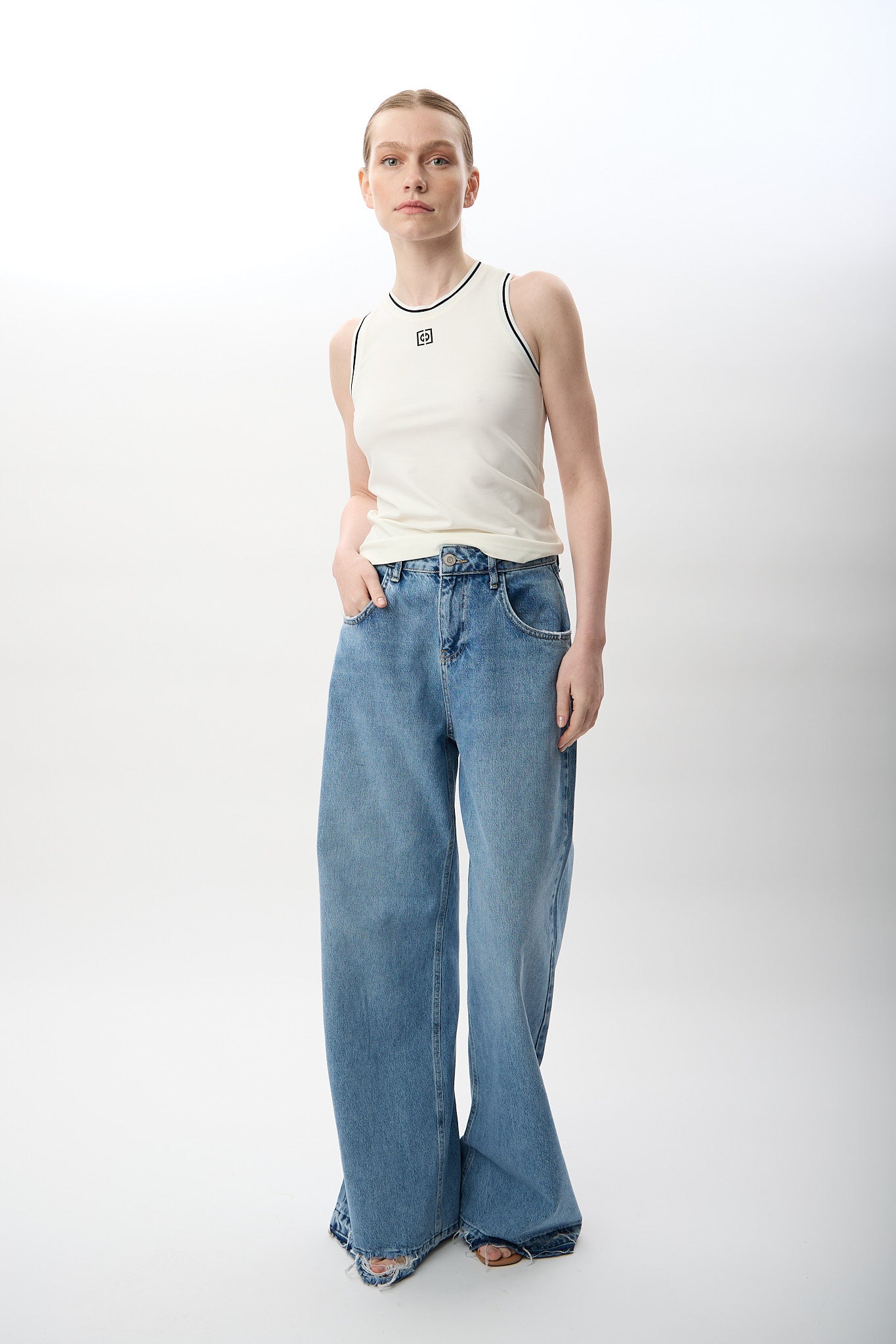 Diagonal-Kontrast Çizgili Ribanalı Atlet-T-Shirts-7-Milagron.com