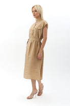 Diagonal-Kuşaklı Düğme Detaylı Elbise-Elbise-1-Milagron.com