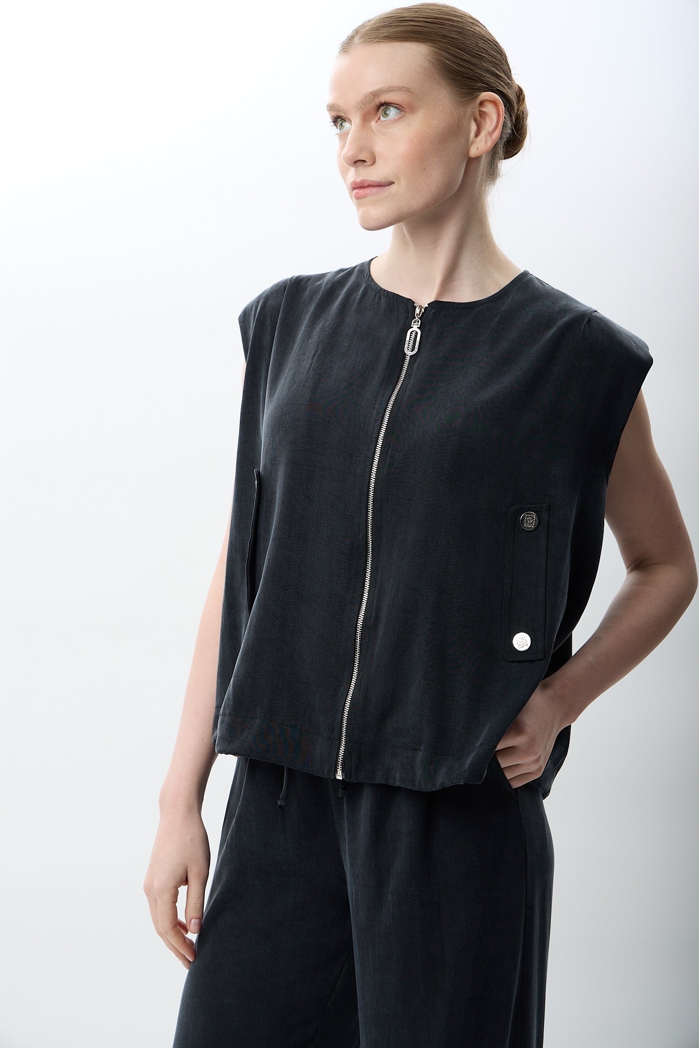 Diagonal-Metal çıtçıtlı Kısa Yelek-Yelek-8-Milagron.com