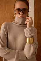 Diagonal-Triko Boğazlı Bej Bluz-Bluz-8-Milagron.com