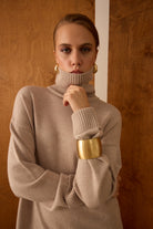 Diagonal-Triko Boğazlı Bej Bluz-Bluz-9-Milagron.com