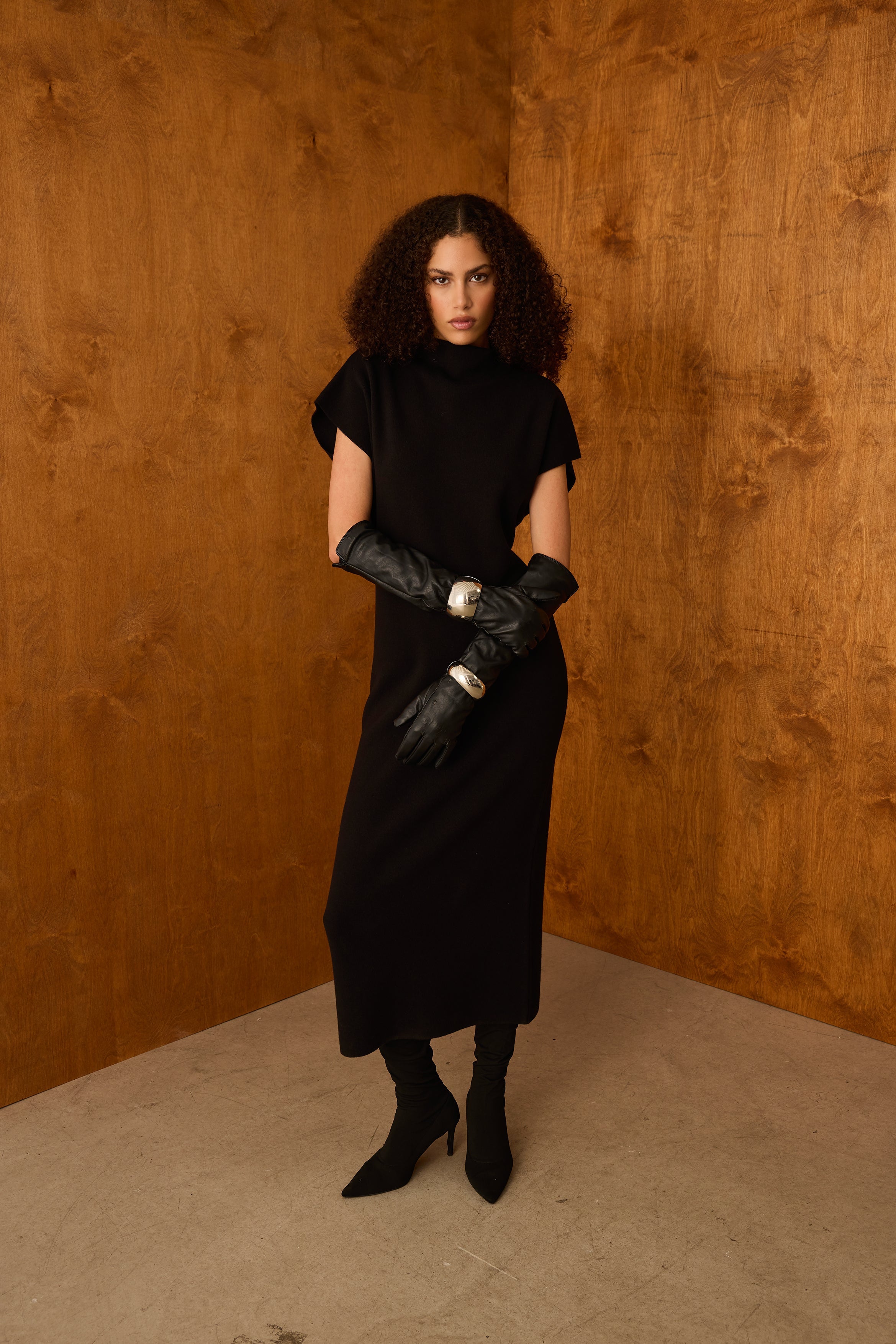 Diagonal-Triko Siyah Elbise-Elbise-1-Milagron.com