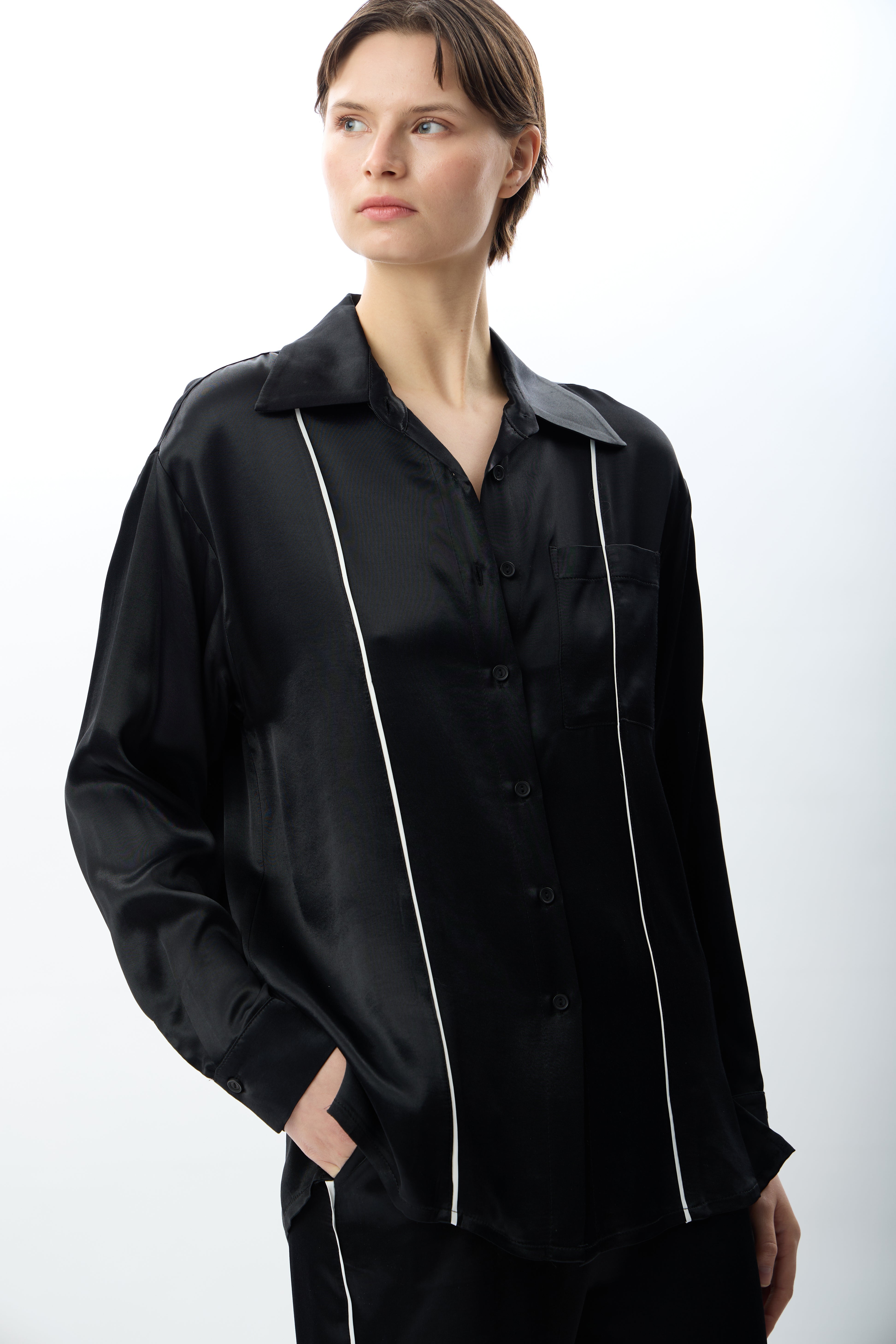 Diagonal-Uzun Kollu Tek Cepli Gömlek-Gömlek-1-Milagron.com