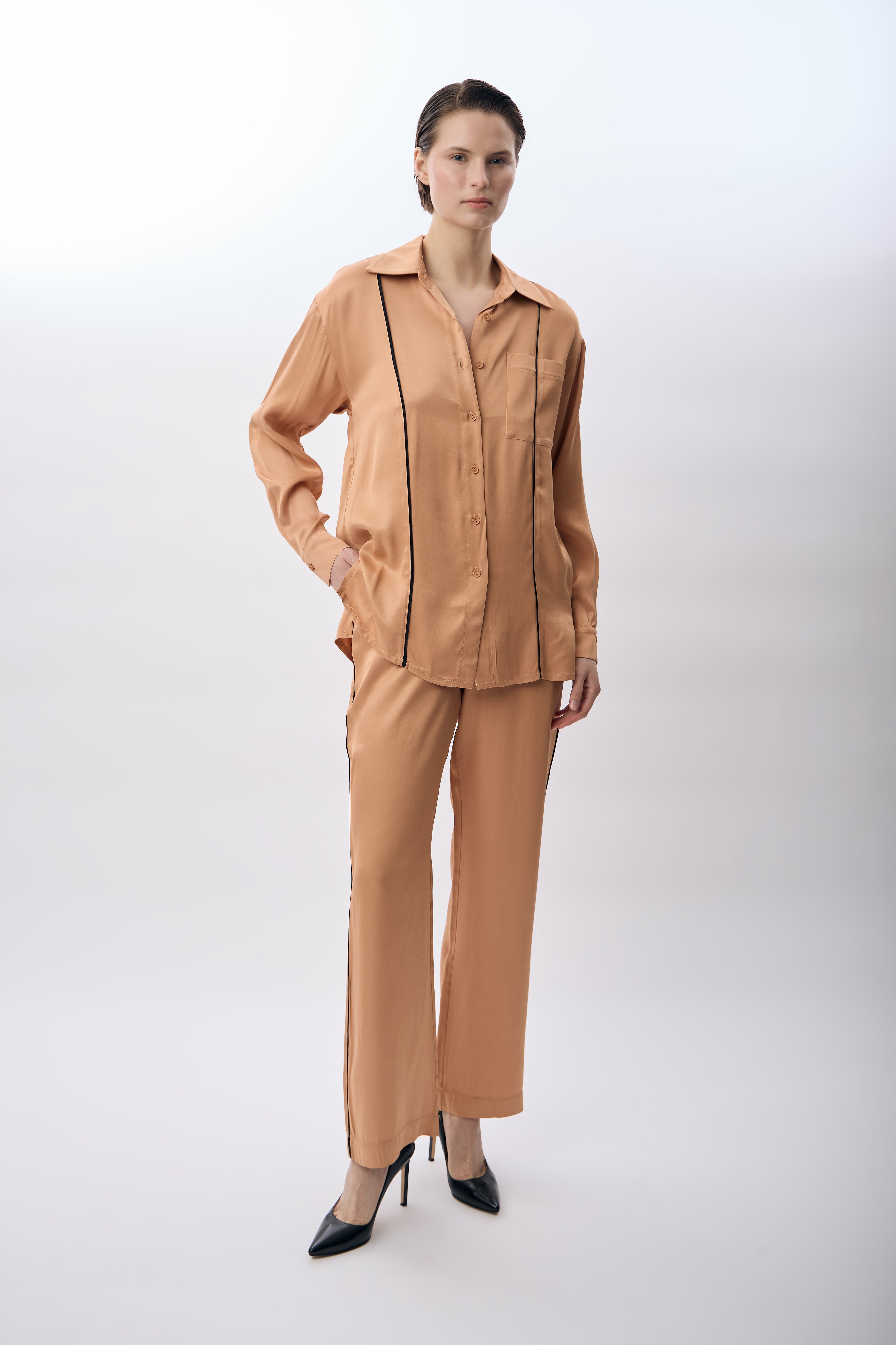 Diagonal-Uzun Kollu Tek Cepli Gömlek-Gömlek-2-Milagron.com