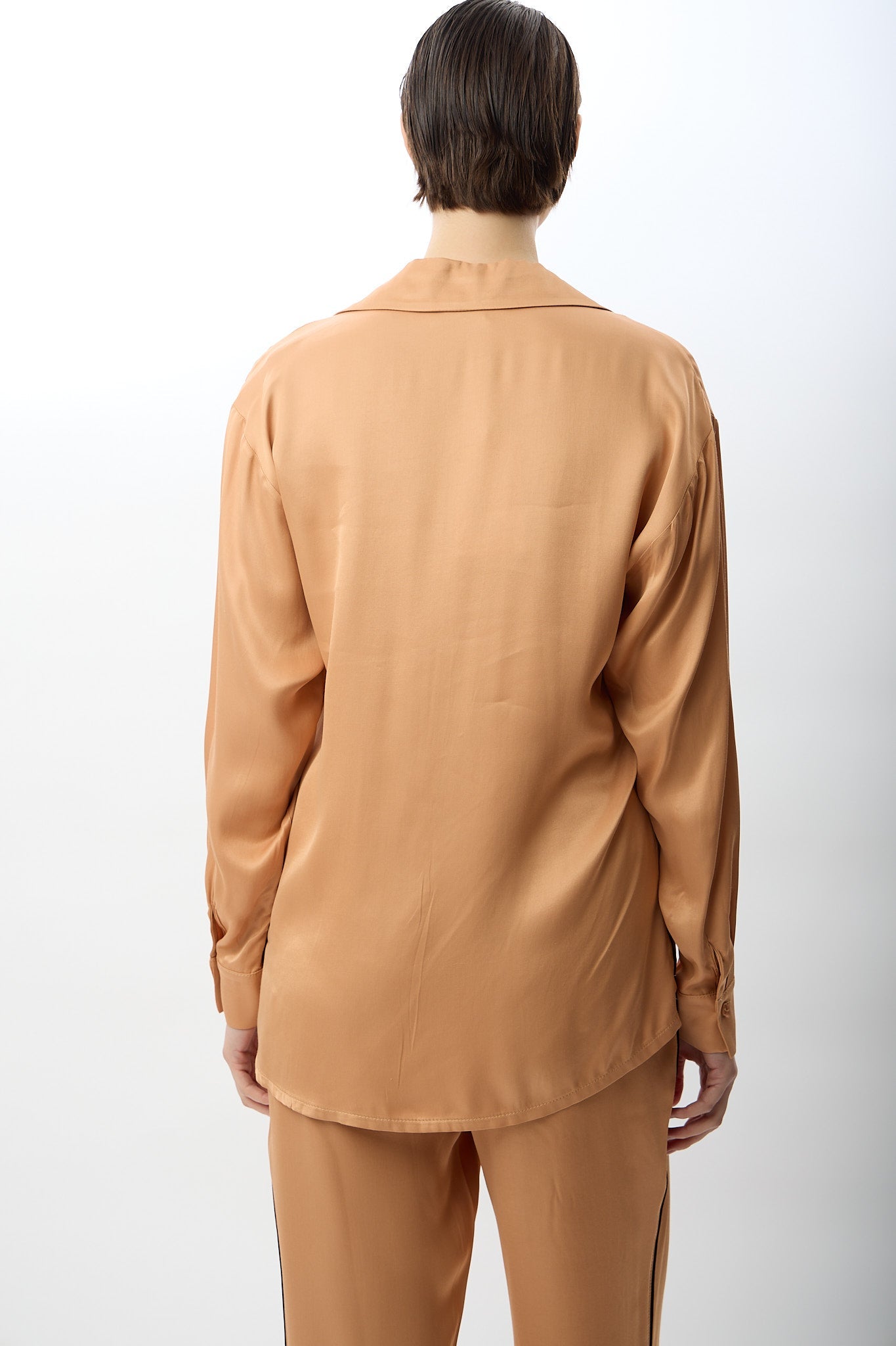 Diagonal-Uzun Kollu Tek Cepli Gömlek-Gömlek-5-Milagron.com