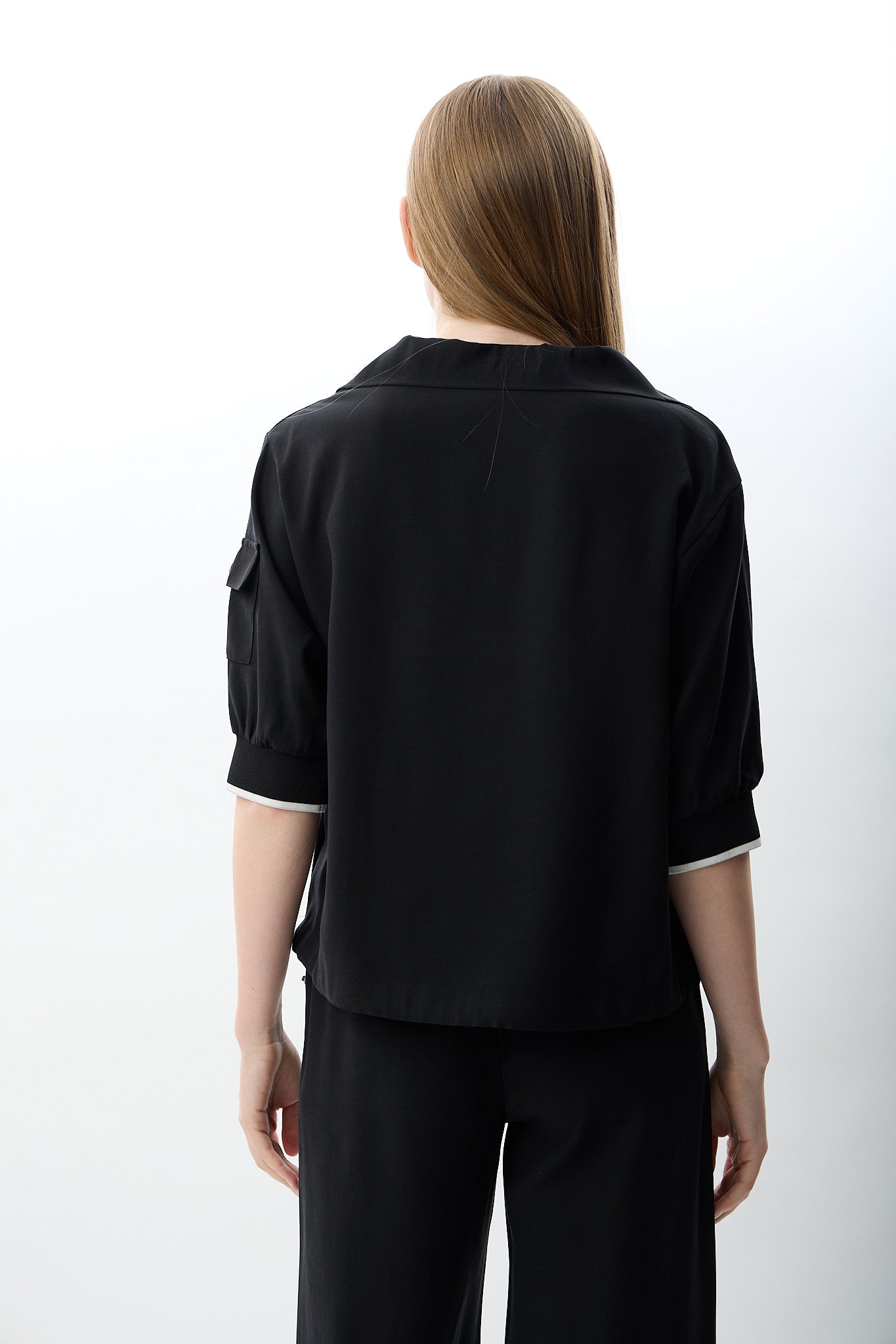 Diagonal-V Yaka Büzgü Detaylı Bluz-Bluz-7-Milagron.com