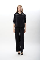 Diagonal-V Yaka Büzgü Detaylı Bluz-Bluz-8-Milagron.com