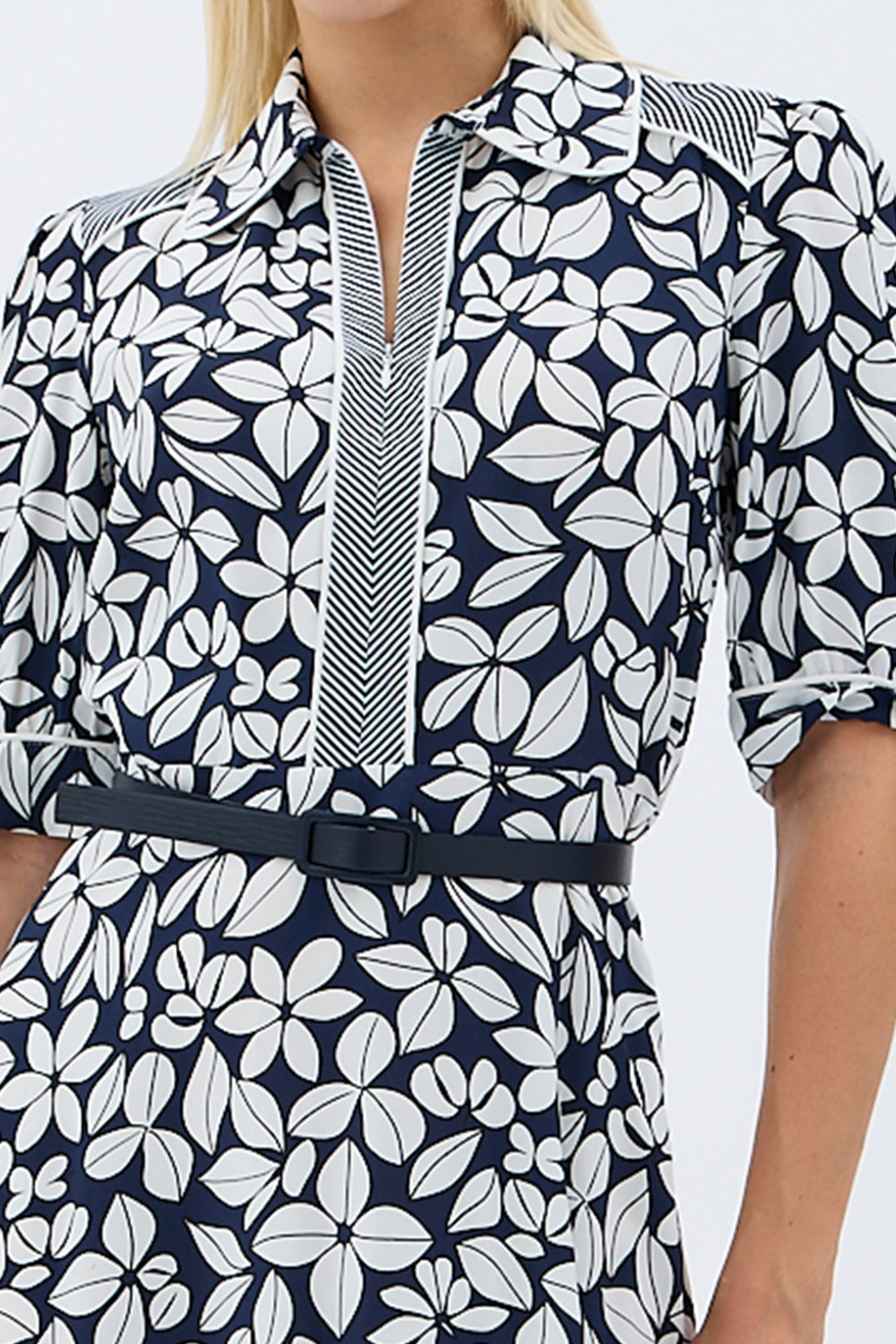 Diagonal-Yaprak Desenli Kemerli Gömlek Elbise-Elbise-2-Milagron.com