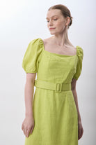 Diagonal-Yırtmaç Detaylı Balon Kollu Kemerli Elbise-Elbise-2-Milagron.com