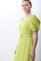 Diagonal-Yırtmaç Detaylı Balon Kollu Kemerli Elbise-Elbise-6-Milagron.com