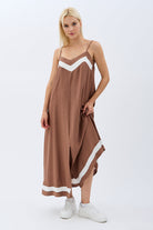 Diagonal-Yırtmaçlı Salaş Elbise (Kahverengi)-Elbise-2-Milagron.com