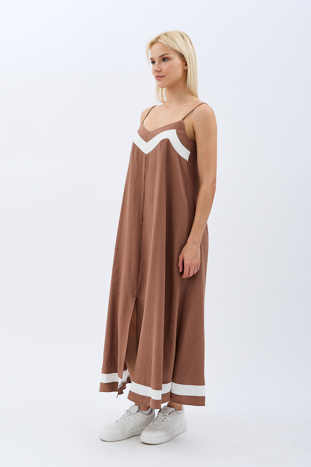 Diagonal-Yırtmaçlı Salaş Elbise (Kahverengi)-Elbise-9-Milagron.com