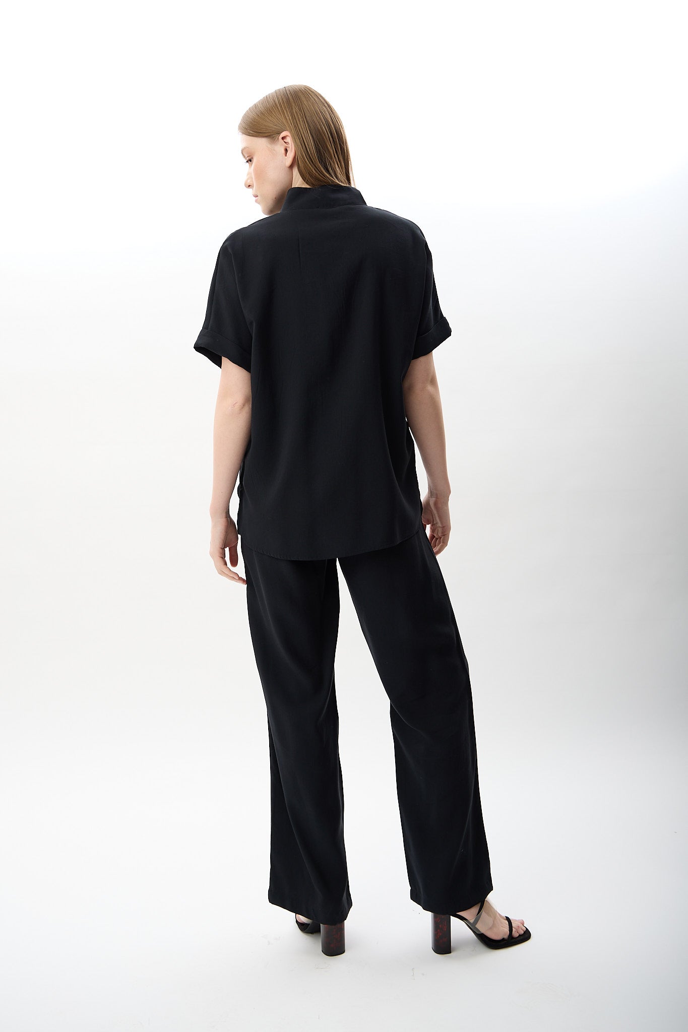 Diagonal-Yüksek Bel Rahat Kesim Pantolon-Pantolon-3-Milagron.com