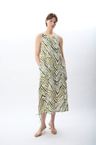 Diagonal-Zebra Desenli Bol Kesim Elbise-Elbise-6-Milagron.com