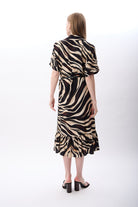 Diagonal-Zebra Desenli Fırfırlı Elbise-Elbise-10-Milagron.com