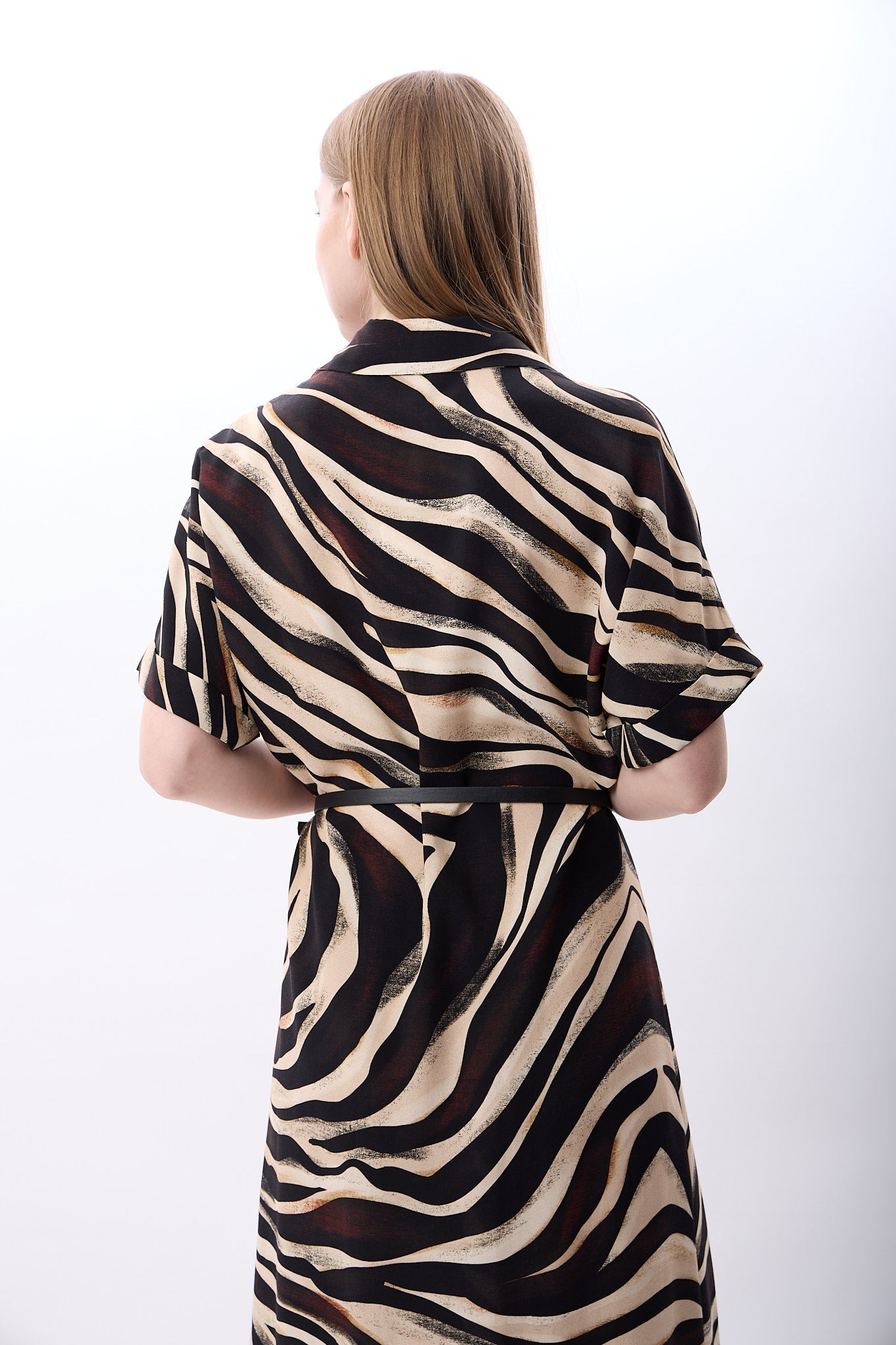 Diagonal-Zebra Desenli Fırfırlı Elbise-Elbise-4-Milagron.com