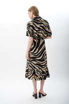 Diagonal-Zebra Desenli Fırfırlı Elbise-Elbise-7-Milagron.com