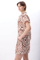 Diagonal-Zebra Desenli Kısa Şort-Elbise-2-Milagron.com