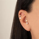 Dianora Piercing-14 Ayar Altın Damla Taş Sallantılı Minimal Tragus Piercing-Tragus Piercing-4-Milagron.com