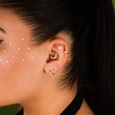 Dianora Piercing-14 Ayar Altın Taşlı Taç Tragus Piercing-Tragus Piercing-4-Milagron.com