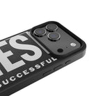 Diesel Iphone 17 Pro Uyumlu Magsafe Destekli Core Kalıplı Kılıf - Siyah/Beyaz