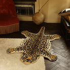 Çılgın Leopar Figürlü Büyük Boy Halı ( 150Cm X 90Cm )