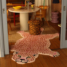 Pembe Leopar Figürlü Büyük Boy Halı ( 250Cm X 160Cm )
