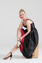 Dollie Bell-Cuddly Charm Düz Yaka Midi Elbise Siyah-Lover Doll, Platform-5-Milagron.com