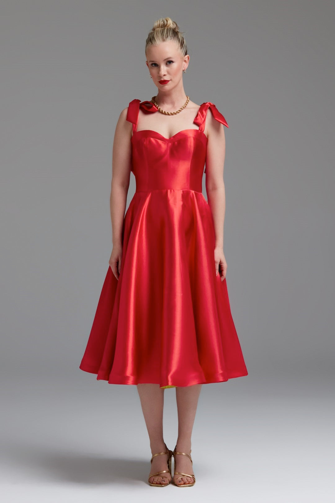 Dollie Bell-Cutest Ribbon Kurdele Detaylı Kalp Yaka Midi Elbise Kırmızı-Lover Doll, Platform-9-Milagron.com