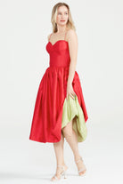 Dollie Bell-The Kiss Straplez Büzgülü Maxi Elbise – Kırmızı-Platform, Such a Night-4-Milagron.com