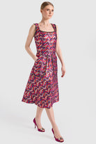 Dollie Bell-Twinkle Kare Yaka Boncuk Detaylı Mini Elbise-Flaming Star, Platform-1-Milagron.com