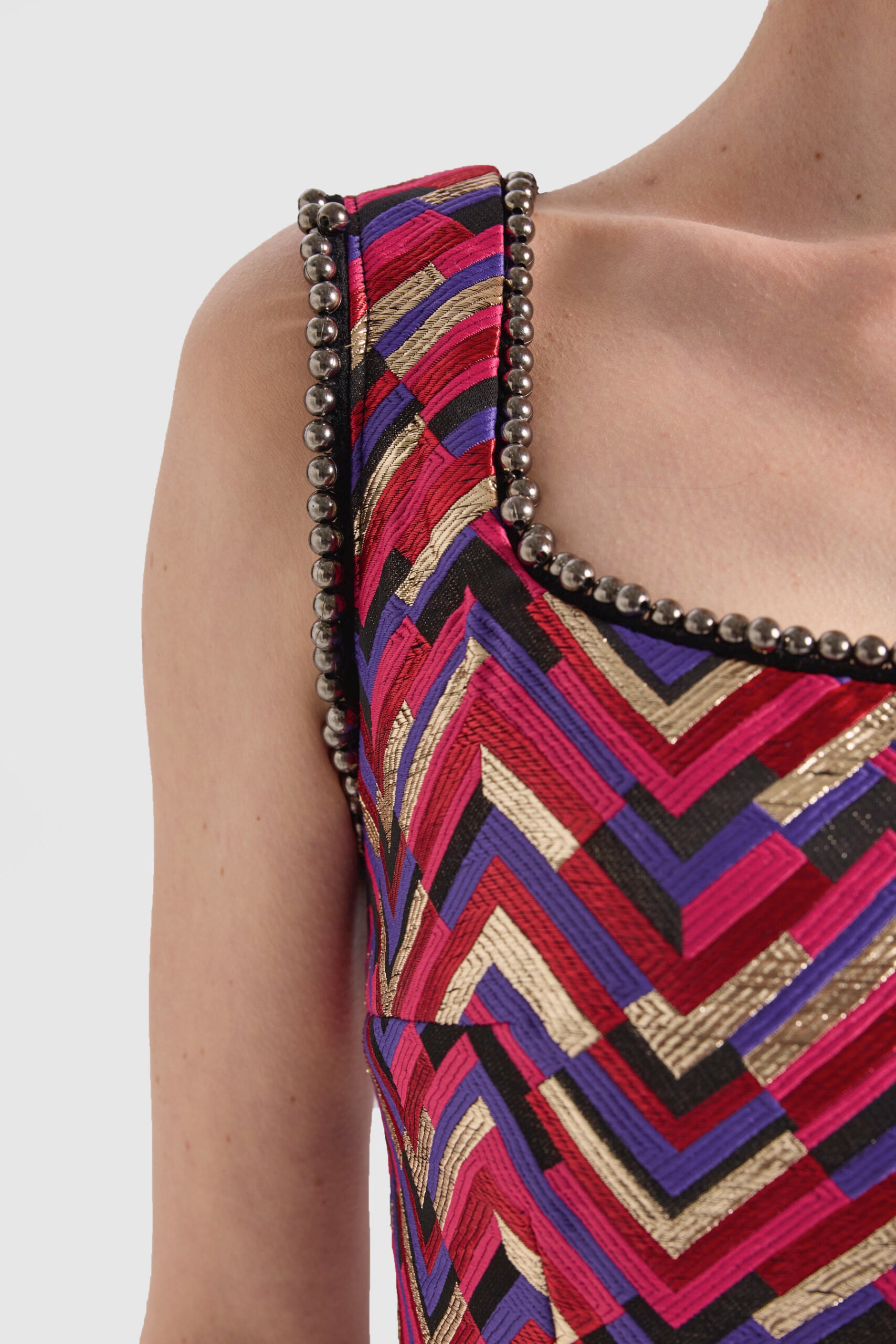 Dollie Bell-Twinkle Kare Yaka Boncuk Detaylı Mini Elbise-Flaming Star, Platform-4-Milagron.com