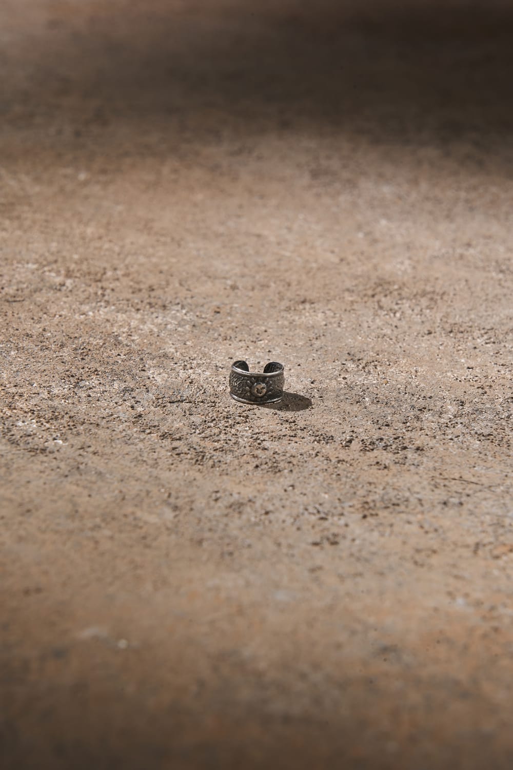 Dunkel Design-Wyla Kıkırdak Küpe-Küpe-3-Milagron.com