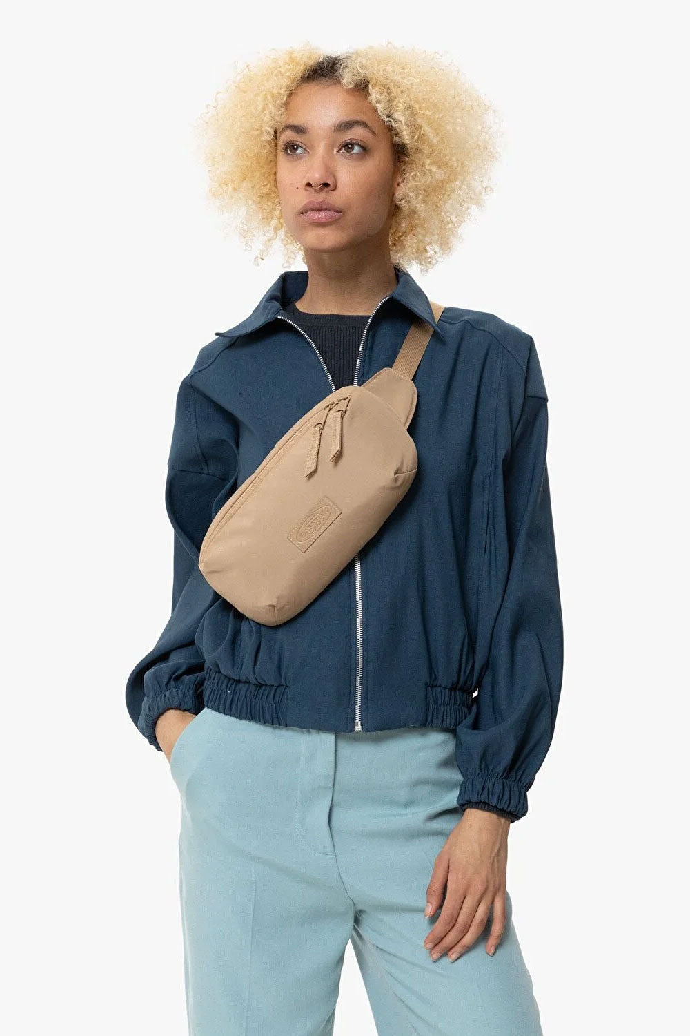 Eastpak-Cnnct F Waist Cnnct F Dust-Omuz Çantası-1-Milagron.com