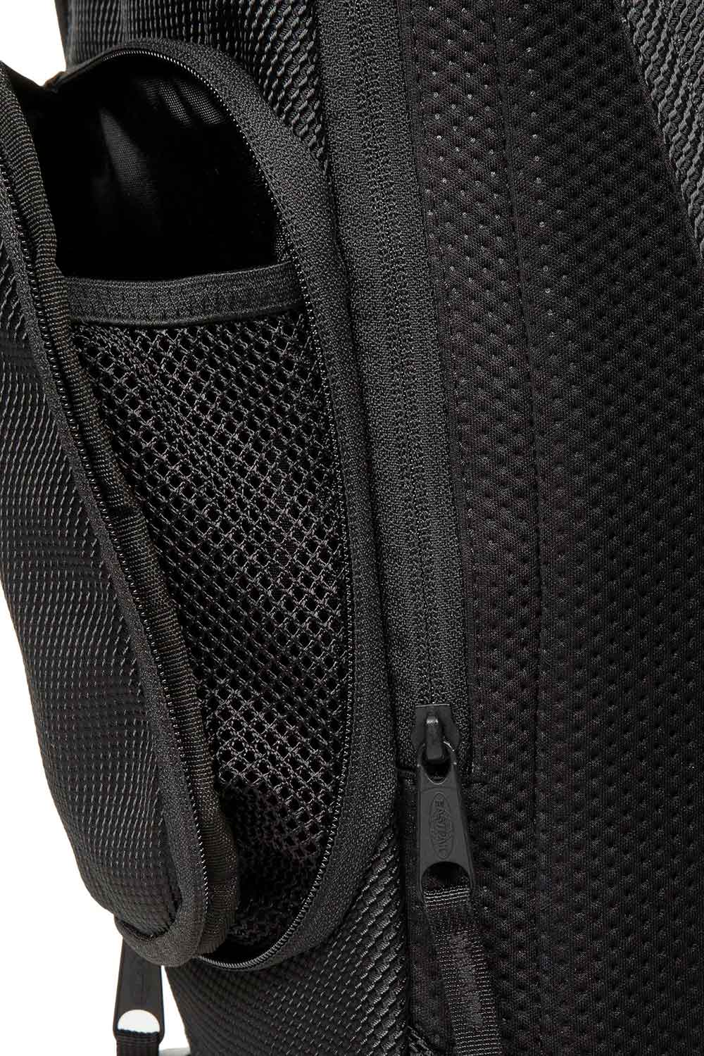 Eastpak-Tecum Top Cnnct Coat-Sırt Çantası-7-Milagron.com