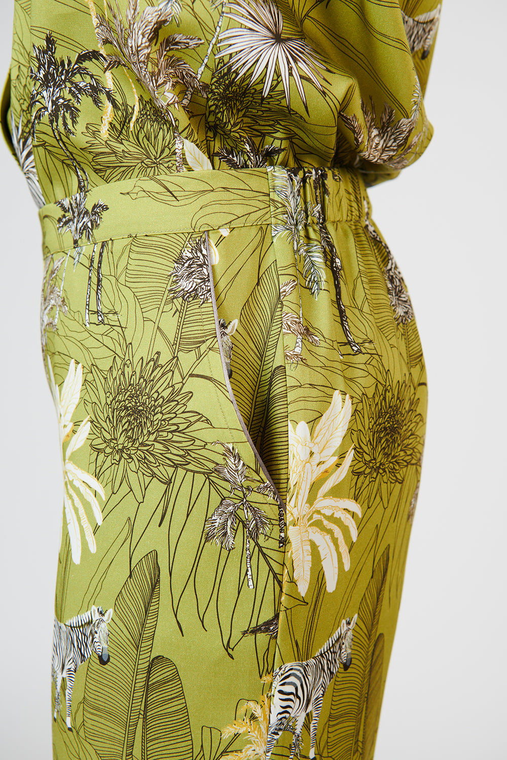 Elli2-Wild Phanthom-Pijama Takımı-6-Milagron.com