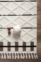 Empera-Bilbao Winter White Modern İSkandinav Saçaklı Halı-4-Milagron.com