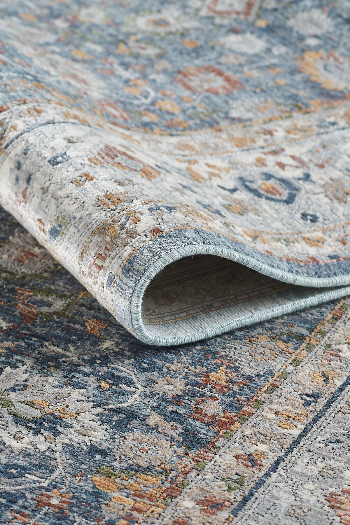 Empera-Heritage Boreal Etnik Desenli Saçaklı Salon Halısı-3-Milagron.com