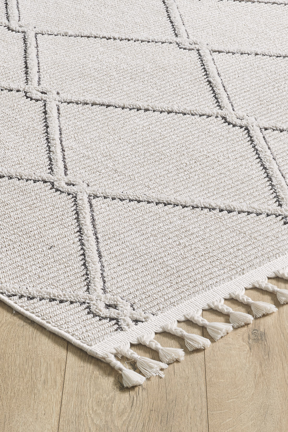 Empera-Ibiza Vista Geometrik Toz Vermeyen İSkandinav Desen Saçaklı Halı-2-Milagron.com