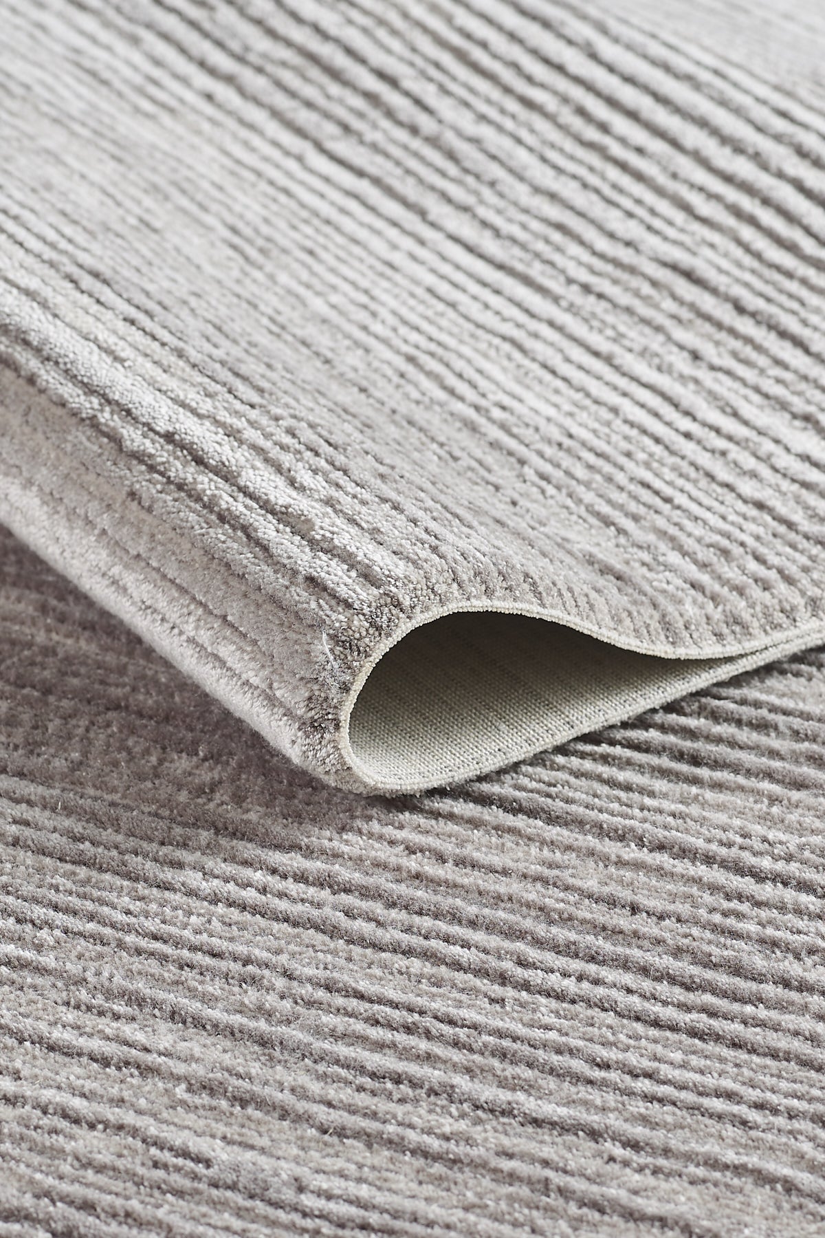 Empera-Nera Reflection Takma Saçaklı Modern Akrilik Halı-3-Milagron.com