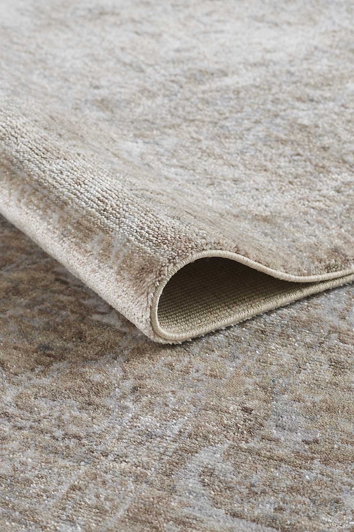 Empera-Palace Glamour Klasik Eskitme Desenli Uşak Halısı-3-Milagron.com