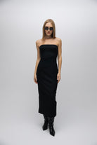 Esra Adıgüzel-Lioara - Yırtmaç Detaylı Straplez Midi Elbise-Elbise-1-Milagron.com