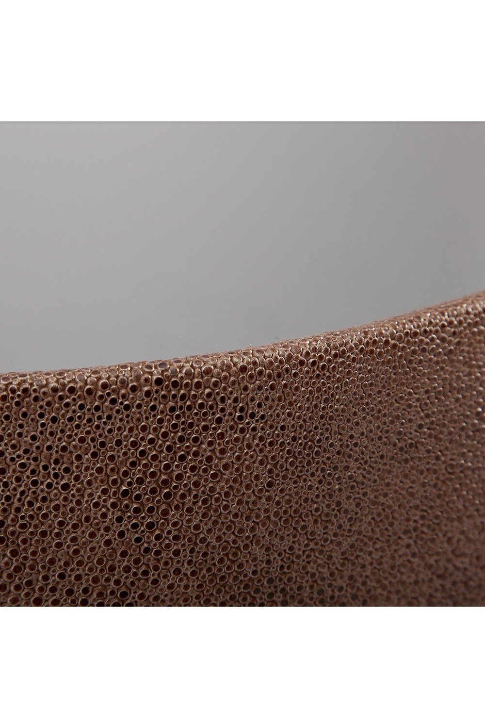 Estetik Decor-Cylinder Sehpa - Hakiki Sığır Derisi Kaplama - Füme Ayna Üst Yüzey - Modern Yan Sehpa-Yan Sehpa-2-Milagron.com