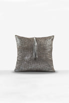 Estetik Decor-Yastik Line – Gümüş Lazer Desenli, Püsküllü-Yastık-1-Milagron.com