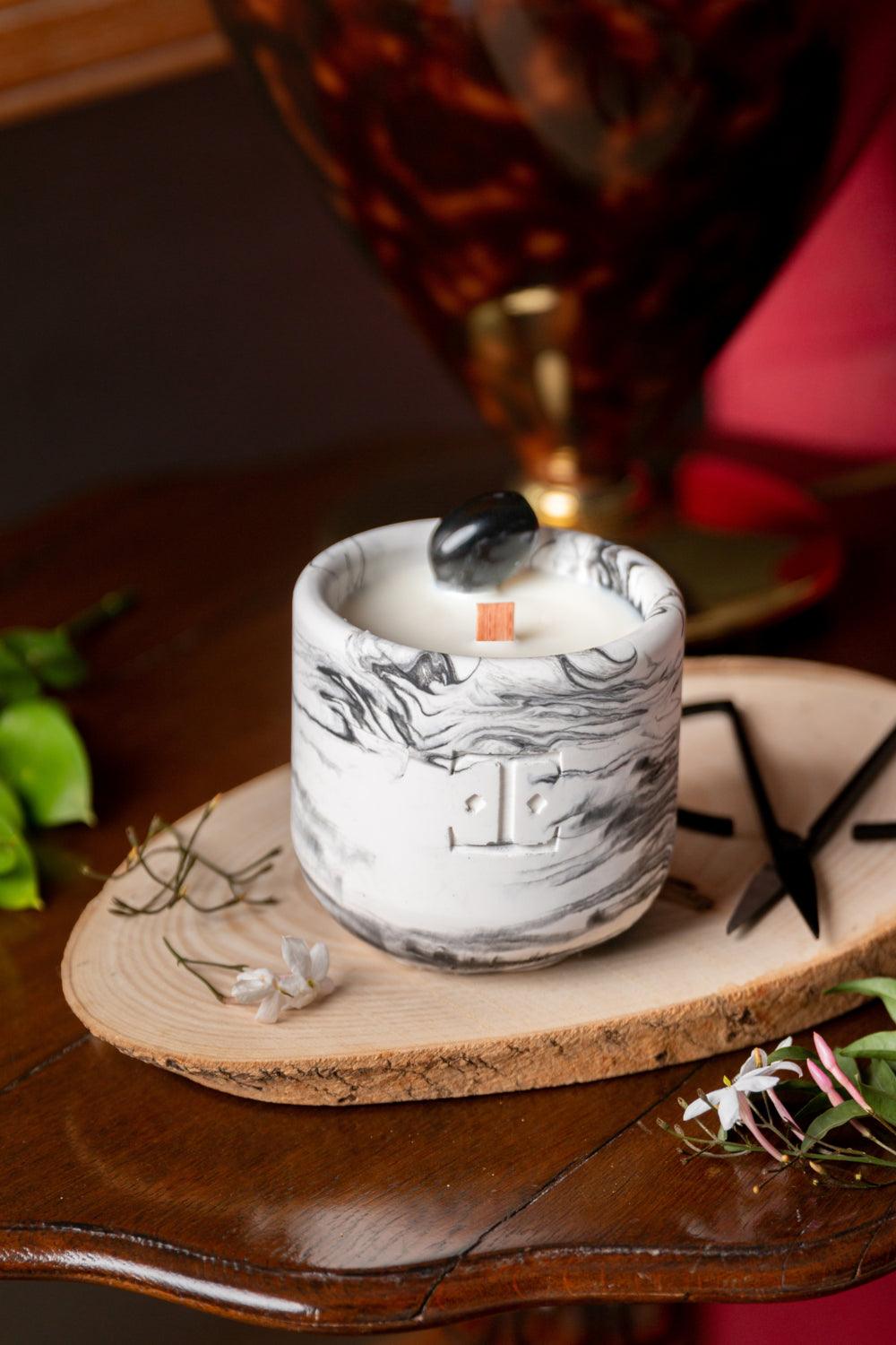 Esti Living-Black Rose Büyük Boy Klasik Mum-Mum-1-Milagron.com