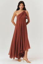 Exquise-Bağlama Detaylı A Kesim Pileli Kahverengi Elbise-ELBİSE-1-Milagron.com