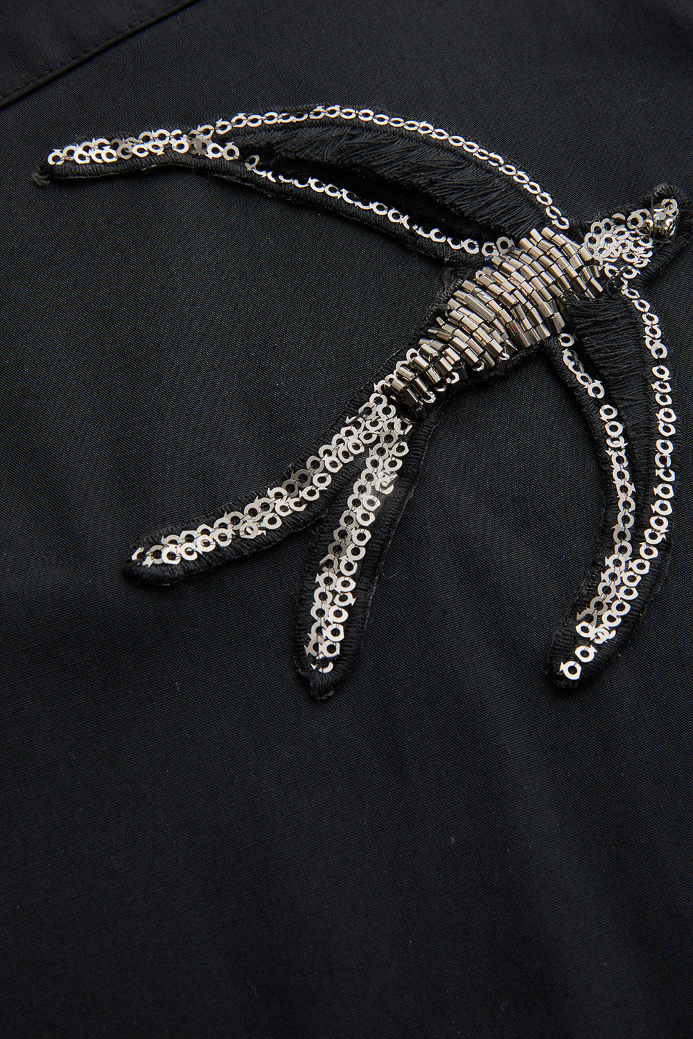 Exquise-Bağlama Yaka Detaylı İşlemeli Kısa Kol Regular Pamuklu Siyah Bluz-Bluz-7-Milagron.com