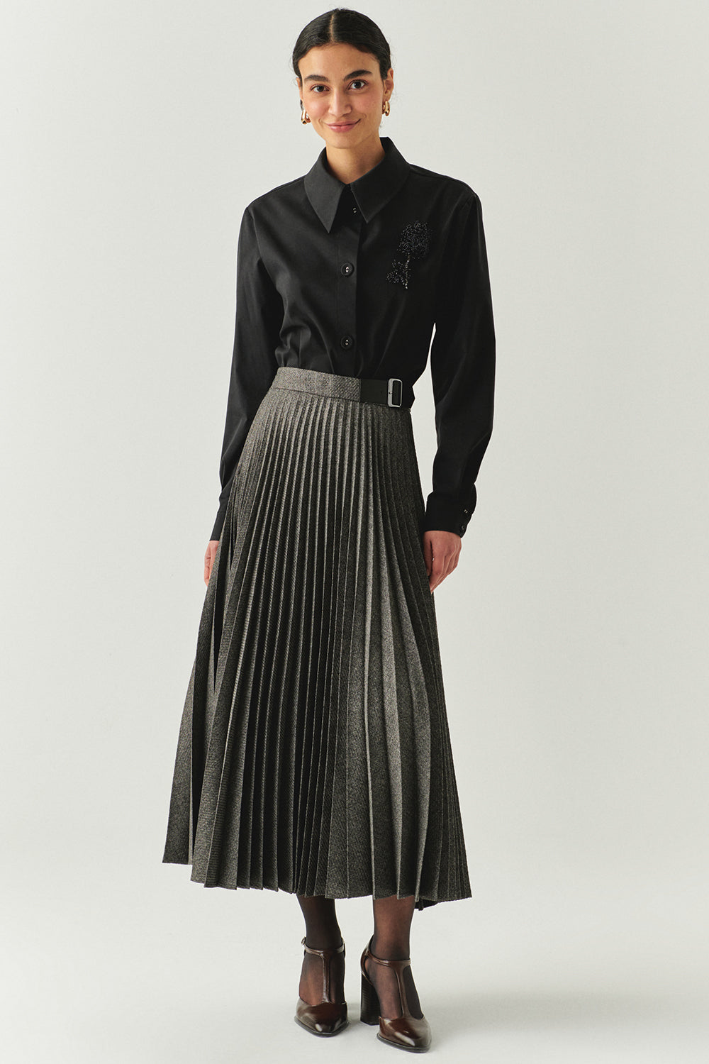 Exquise-Balık Sırtı Desenli Pilisoley Yüksek Bel Tokalı Regular Midi Gri Etek-ETEK-1-Milagron.com