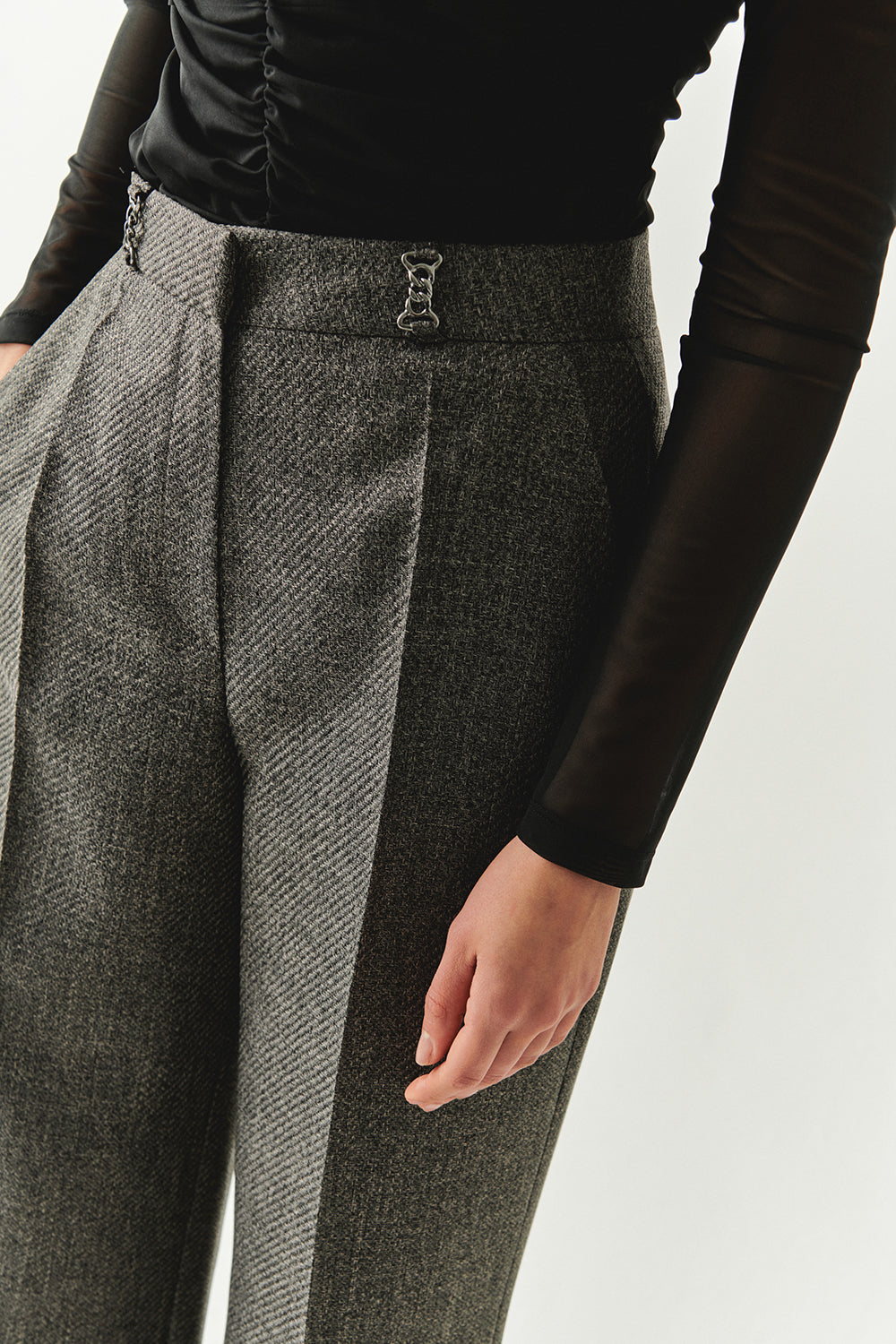 Exquise-Balık Sırtı Desenli Yüksel Bel Geniş Paçalı Cepli Regular Dokuma Gri Pantolon-PANTOLON-6-Milagron.com