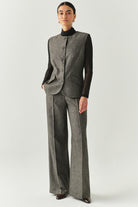 Exquise-Balıksırtı Desenli Bisiklet Yaka Astarlı Slim Fit Cepli Gri Yelek-YELEK-6-Milagron.com